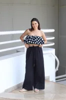 Top tomara que caia babado poá